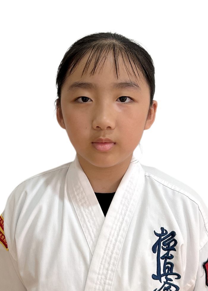 Xinyi Zhu