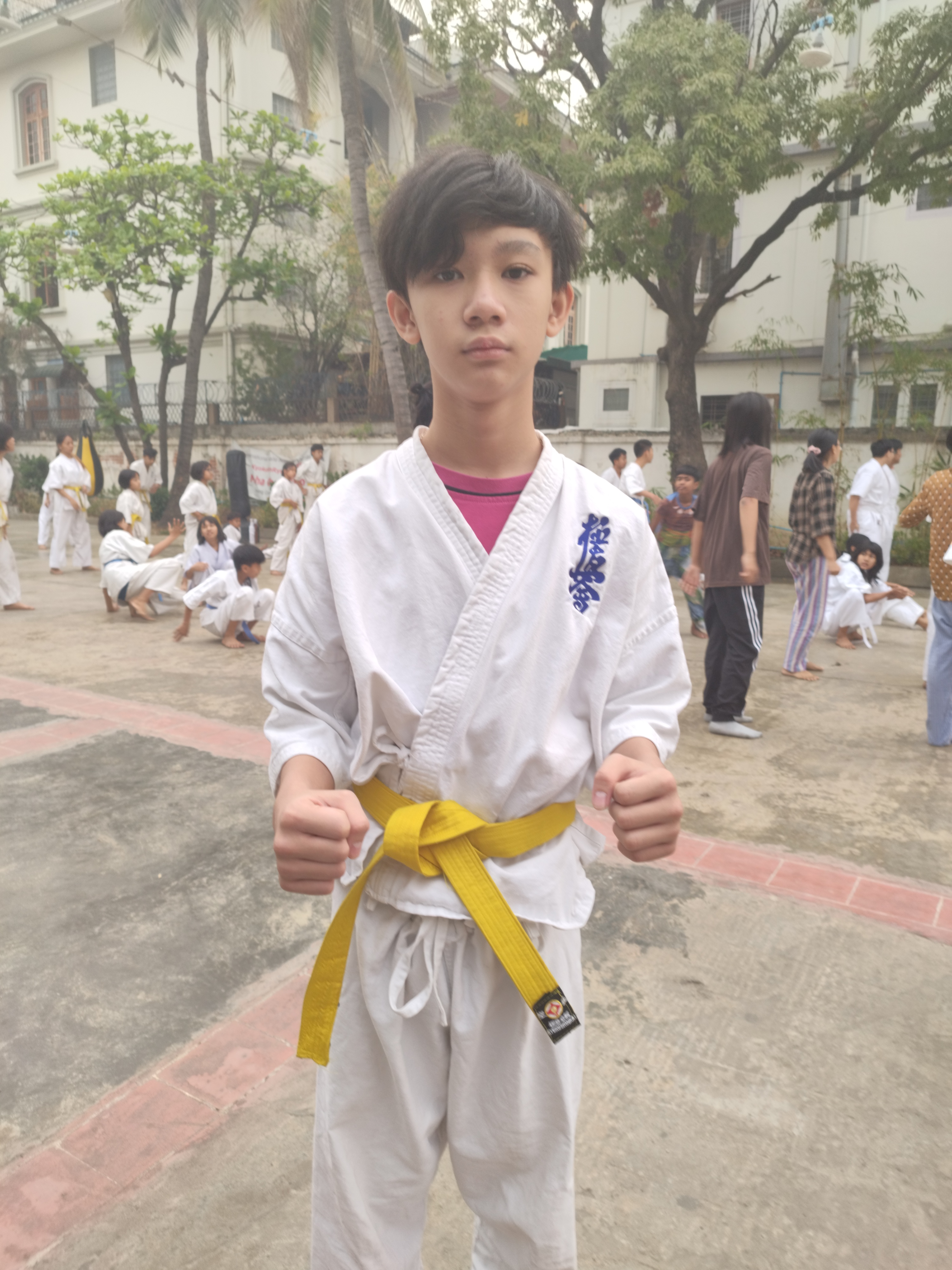 Khant Min 
