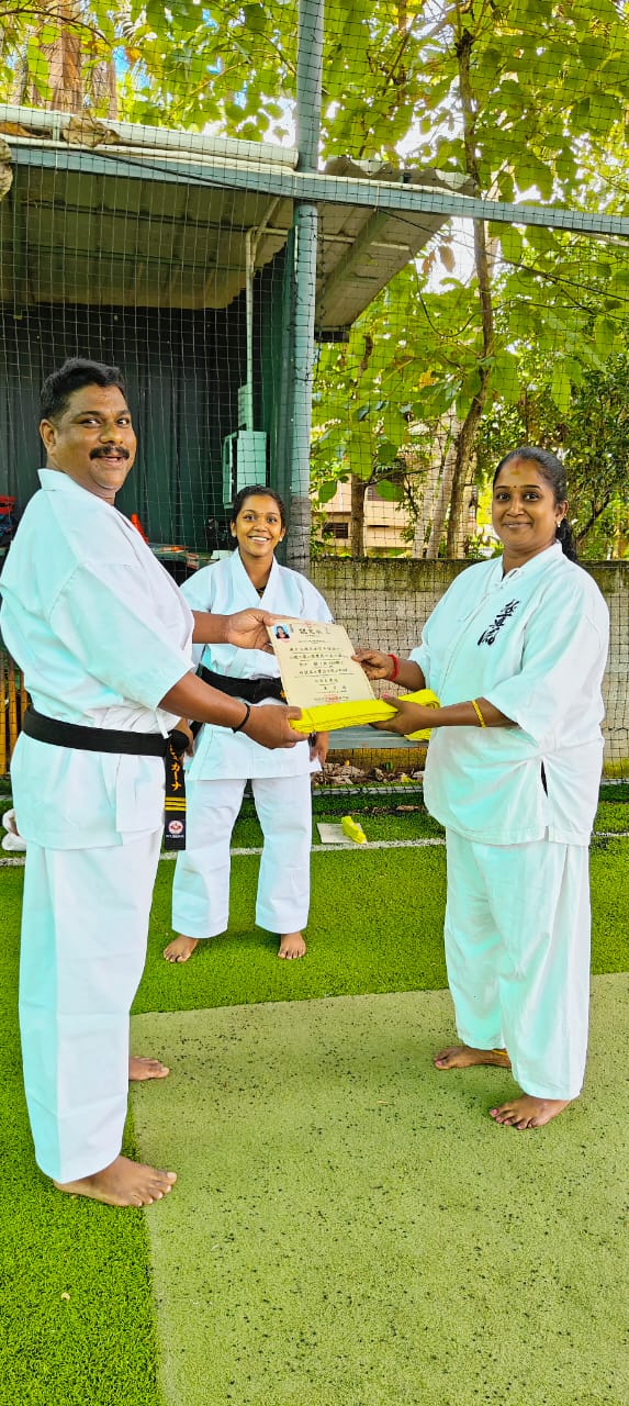 SIMI VASANTHAN 