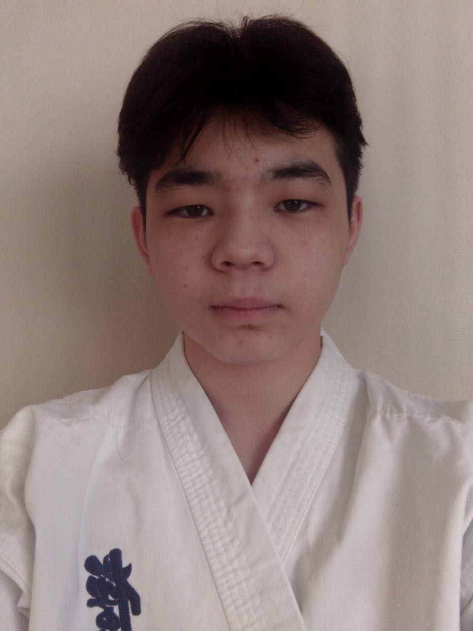 Arnur  Zhiyansha 