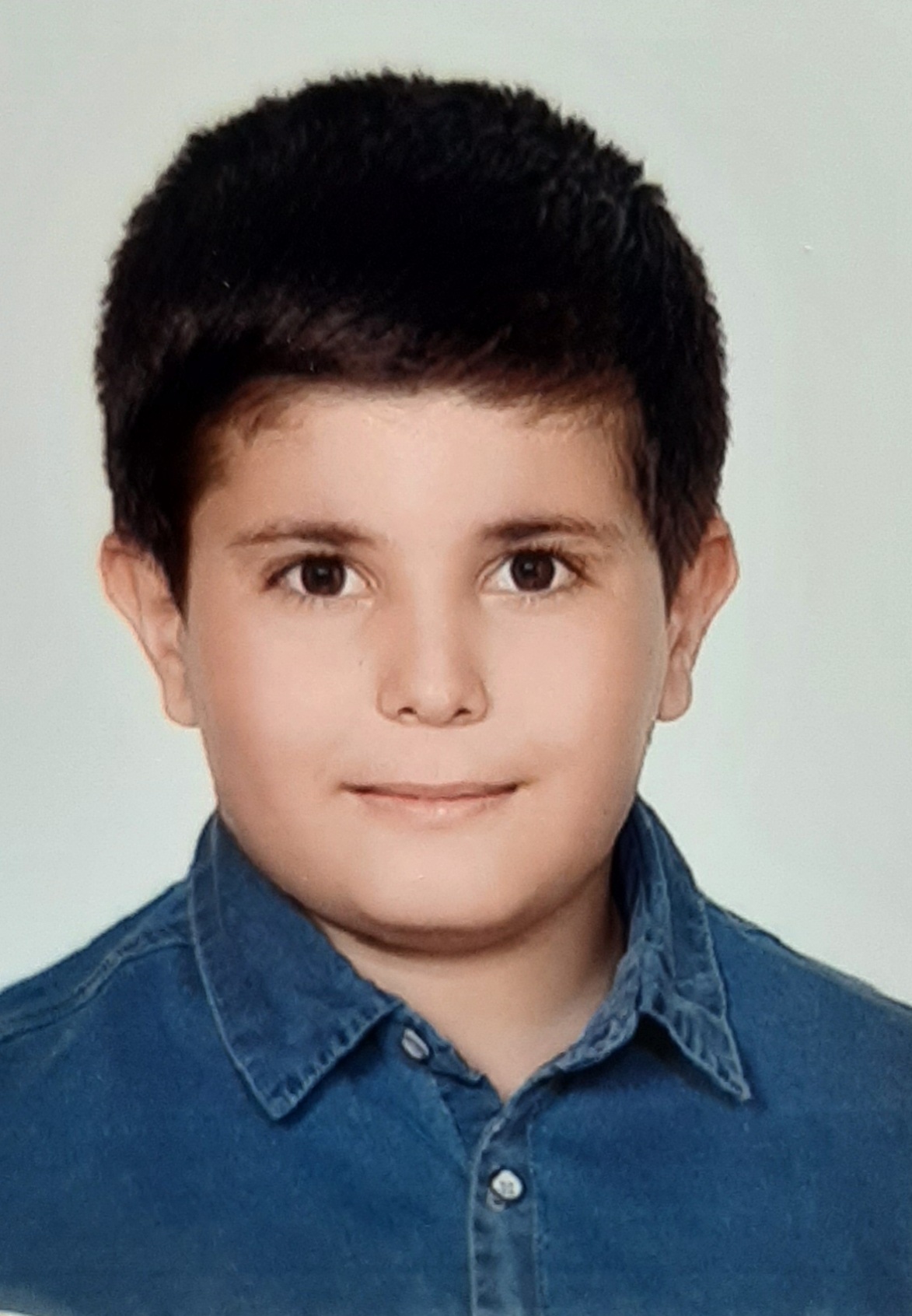 Rayan Vazife Shiran