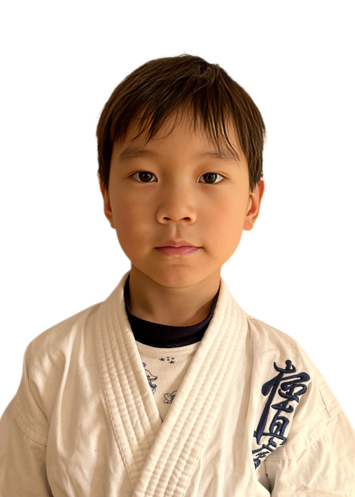 Hezhi  Chen