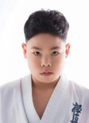 Yi Ang Chen